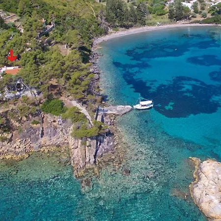 فيلة Kavos أغيوس بطرس ألونيسوس